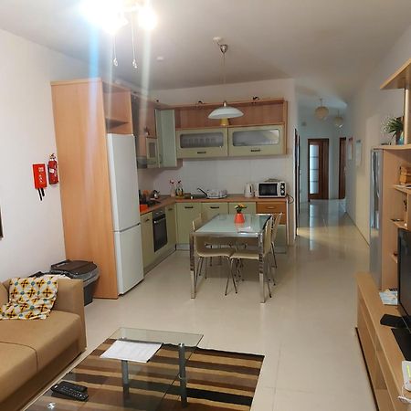 Swieqi Apartment St. Julian's Zewnętrze zdjęcie